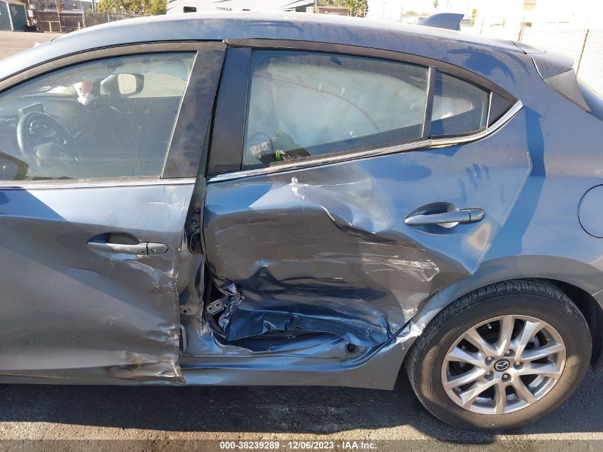 2015 MAZDA MAZDA3 I GRAND TOURING - JM1BM1M75F1250329