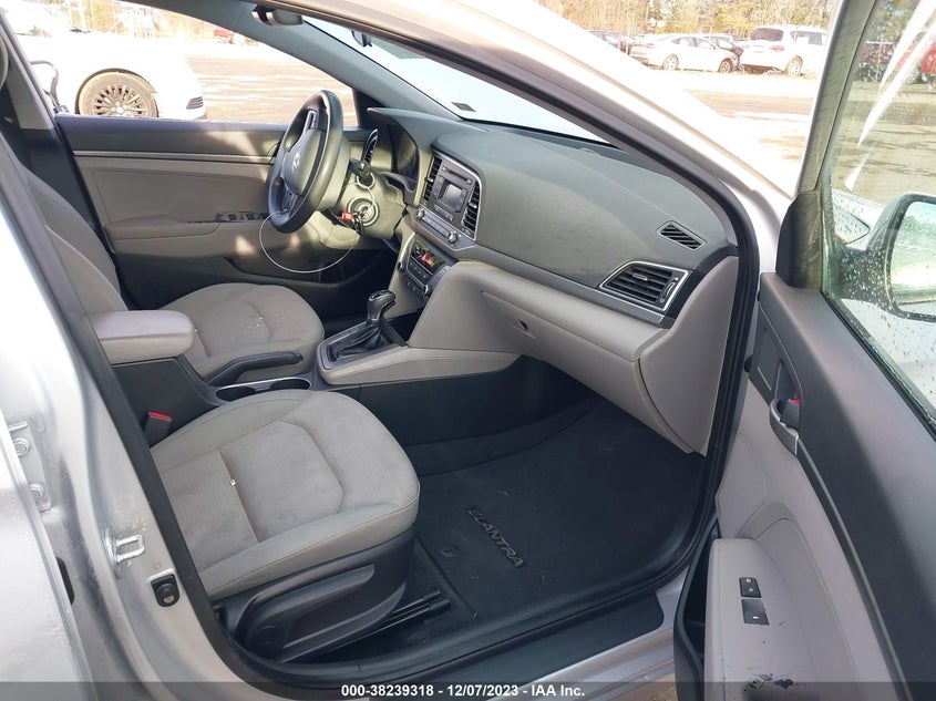 VIN KMHD74LF5HU075121 2017 HYUNDAI ELANTRA SE
