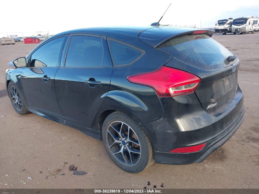 2015 FORD FOCUS SE - 1FADP3K26FL278265