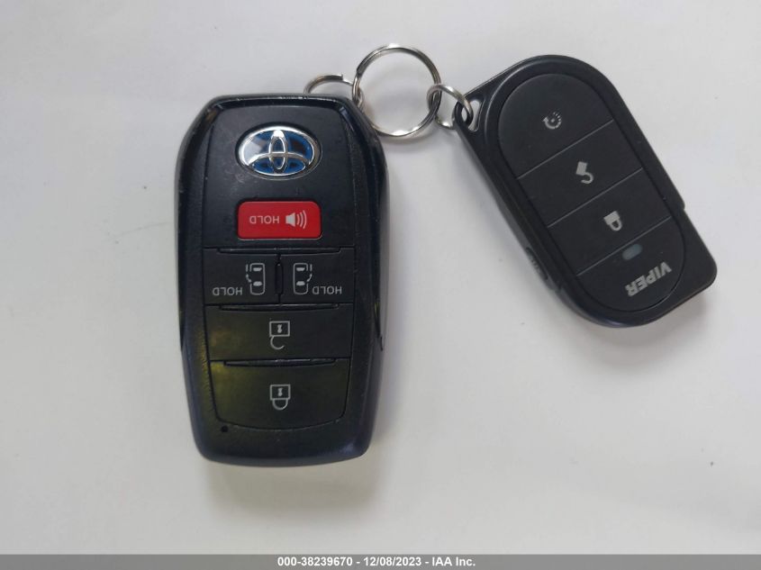2021 TOYOTA SIENNA LE - 5TDKRKEC8MS032369