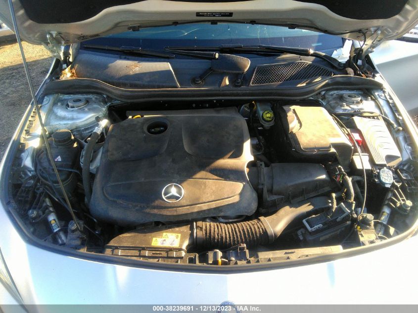 2015 MERCEDES-BENZ CLA 250 - WDDSJ4EB7FN176262