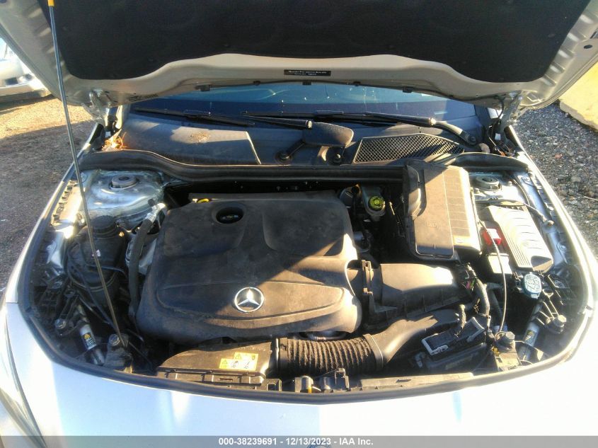 2015 MERCEDES-BENZ CLA 250 - WDDSJ4EB7FN176262