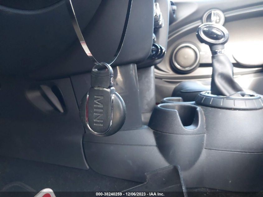 2015 MINI HARDTOP COOPER - WMWXM5C58F3A5869X