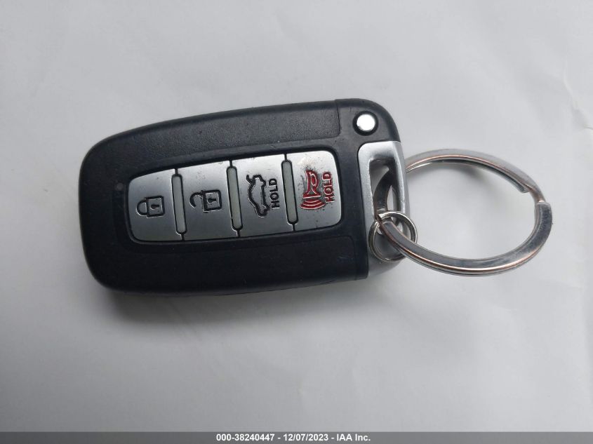 2013 HYUNDAI ELANTRA LIMITED (ULSAN PLANT) - KMHDH4AE7DU940415