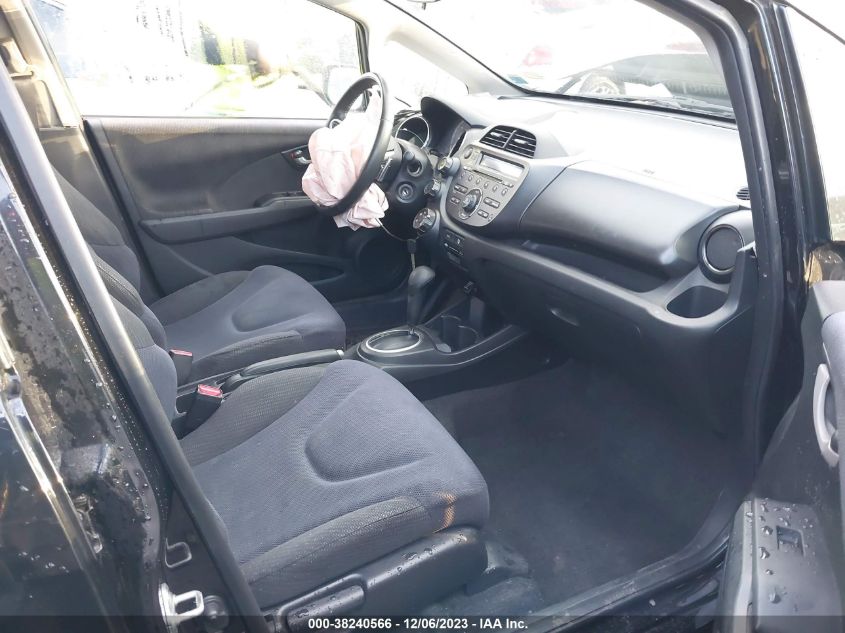 2013 HONDA FIT SPORT - JHMGE8H59DC060571
