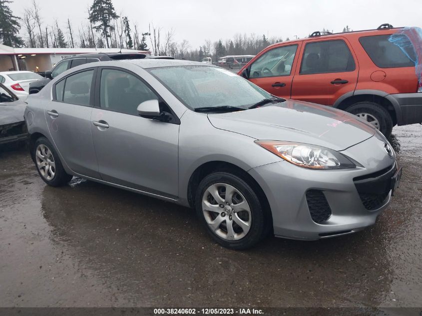 2013 MAZDA MAZDA3 I SV - JM1BL1TGXD1837370