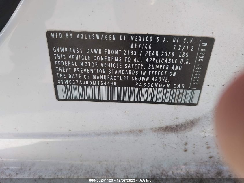 2013 VOLKSWAGEN JETTA HYBRID SEL 3VW637AJ0DM254499