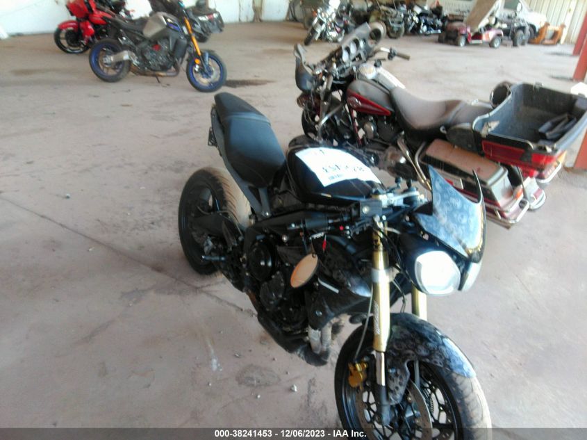 2013 TRIUMPH MOTORCYCLE STREET TRIPLE SMTL02NE8DT597434