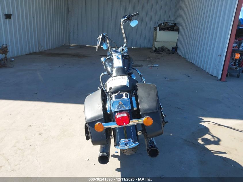 2012 HARLEY-DAVIDSON FLHRC ROAD KING CLASSIC 1HD1FRM17CB606798