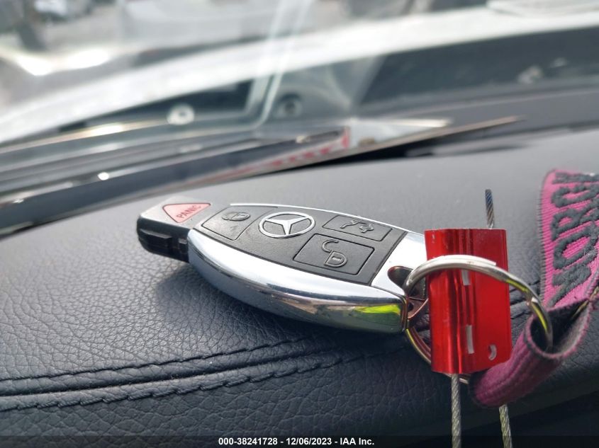 2013 MERCEDES-BENZ S 550 4MATIC WDDNG9EBXDA536394