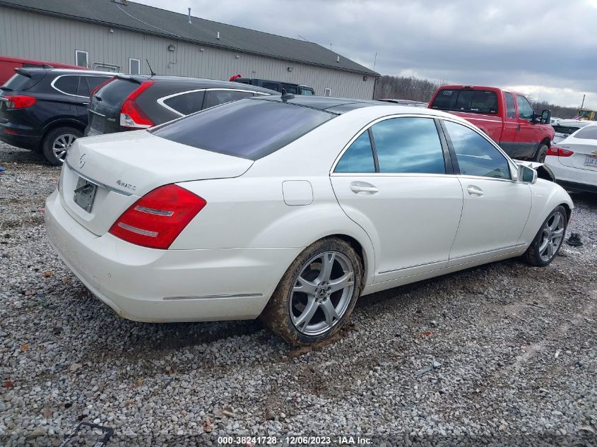 2013 MERCEDES-BENZ S 550 4MATIC WDDNG9EBXDA536394