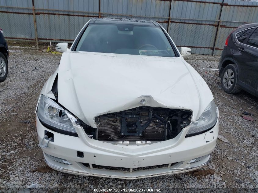 2013 MERCEDES-BENZ S 550 4MATIC WDDNG9EBXDA536394
