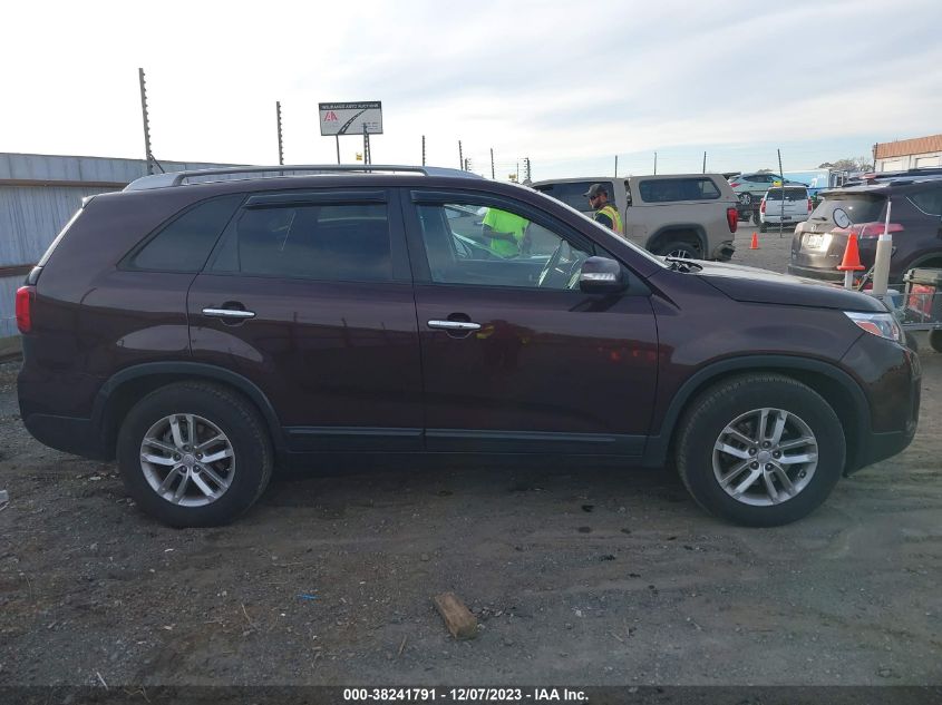 2015 KIA SORENTO LX - 5XYKT3A6XFG641423