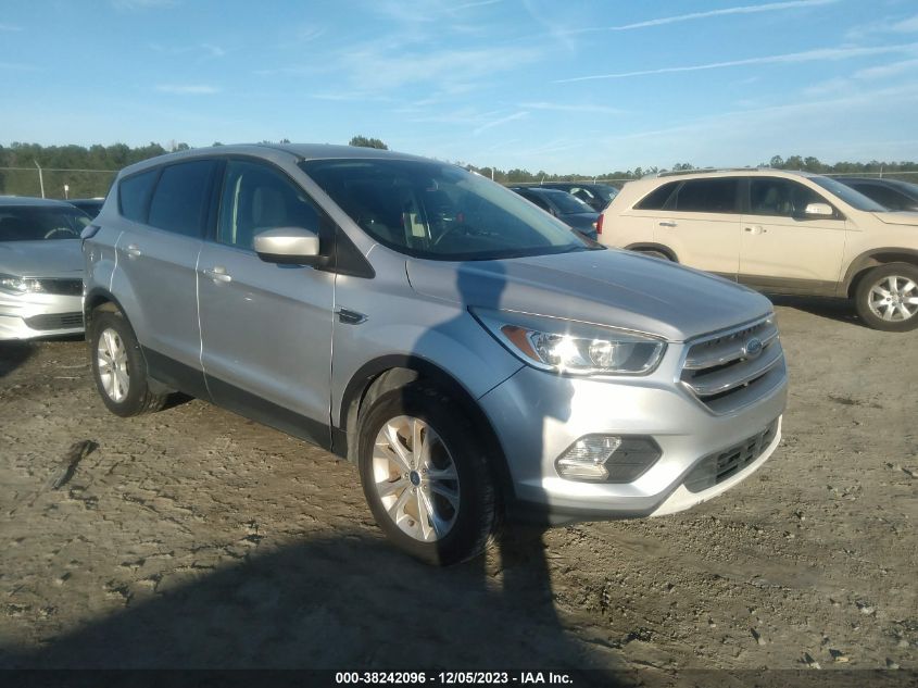 2017 FORD ESCAPE SE - 1FMCU0GD6HUC24545