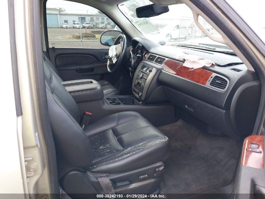 2013 GMC YUKON XL 1500 SLT 1GKS2KE72DR217947