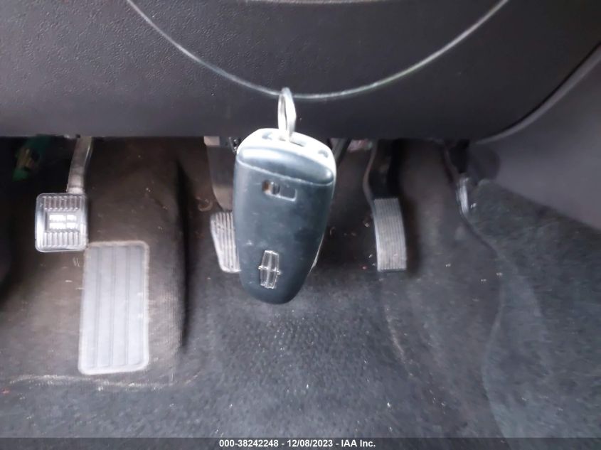 2013 LINCOLN MKX - 2LMDJ8JK8DBL03884