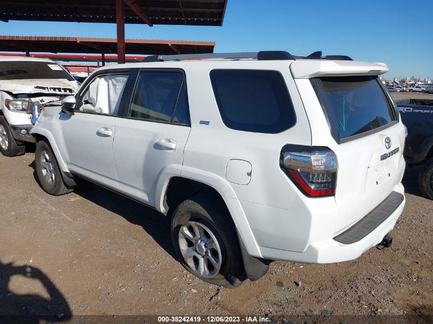 2022 TOYOTA 4RUNNER SR5 - JTEEU5JR6N5277620