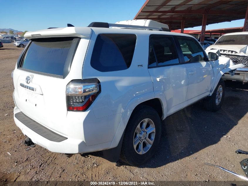 2022 TOYOTA 4RUNNER SR5 - JTEEU5JR6N5277620