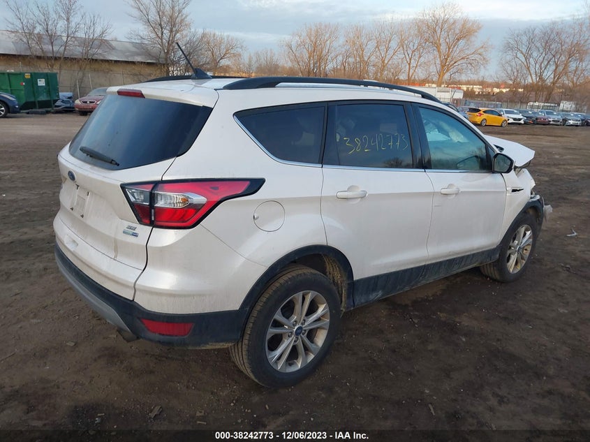 VIN 1FMCU9GD8JUA10084 2018 FORD ESCAPE SE