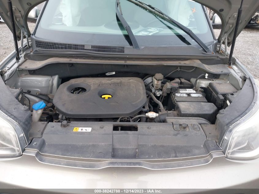 2014 KIA SOUL + - KNDJP3A52E7083067