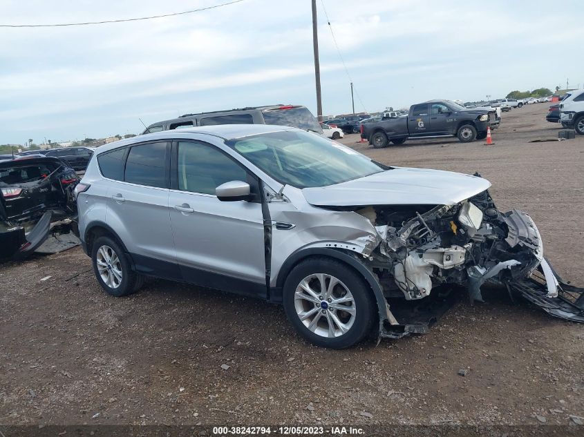 2017 FORD ESCAPE SE - 1FMCU0GD0HUC78262