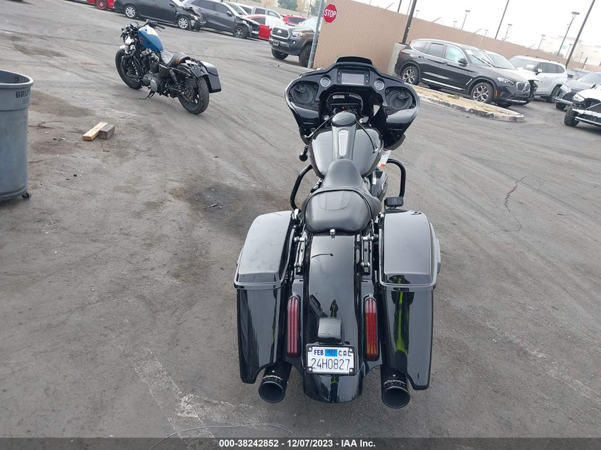 VIN 1HD1KTC30JB682050 2018 HARLEY-DAVIDSON FLTRXS ROAD GLIDE SPECIAL