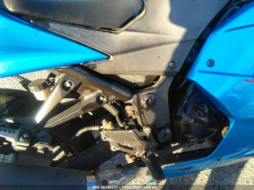 2010 KAWASAKI EX250 J JKAEXMJ13ADA50561