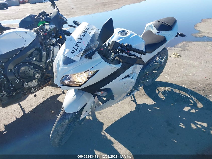 VIN JKAEX8B14HDA35020 2017 KAWASAKI EX300 B
