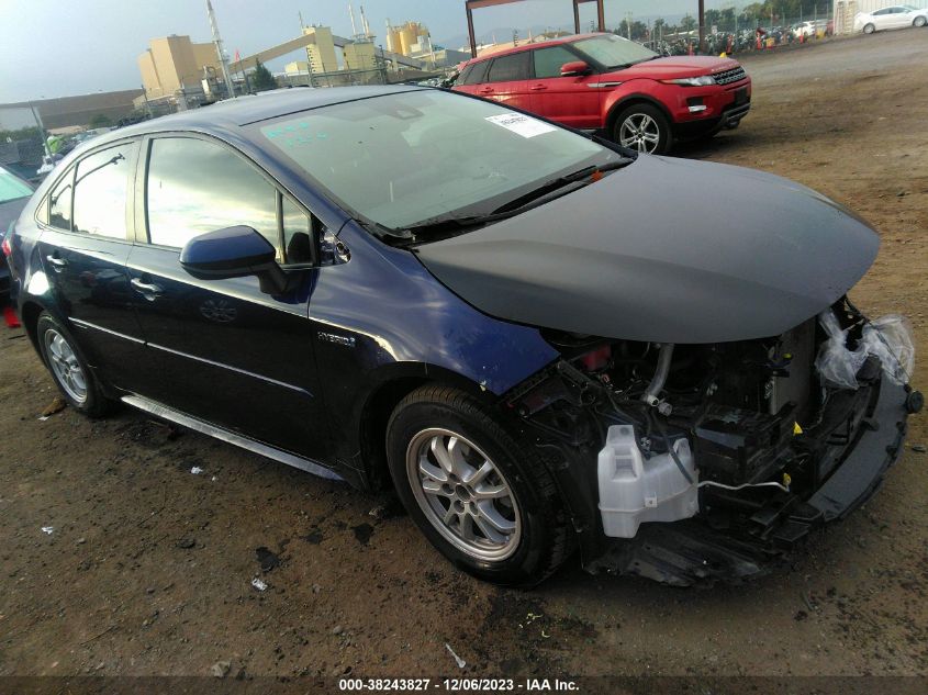 2020 TOYOTA COROLLA LE - JTDEBRBE8LJ027412