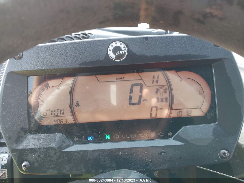 2022 CAN-AM MAVERICK X3 MAX X MR TURBO RR 3JBVAAV49NE000052