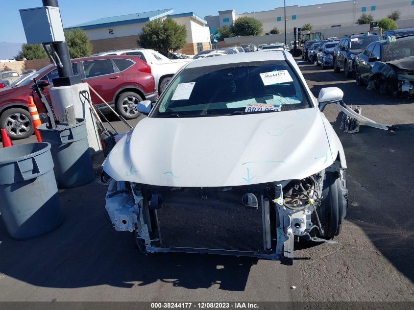 2018 TOYOTA CAMRY XLE - 4T1B11HK5JU019473