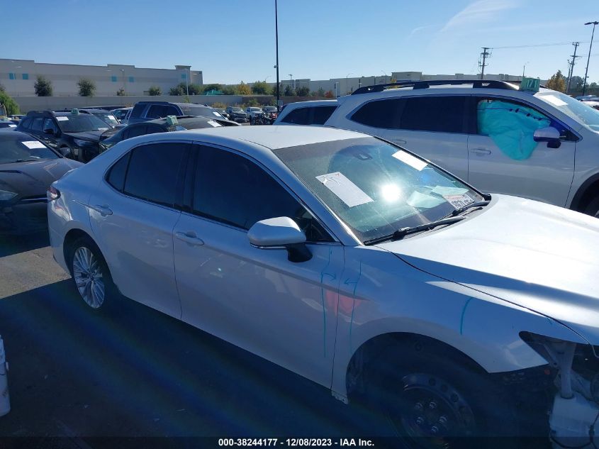 2018 TOYOTA CAMRY XLE - 4T1B11HK5JU019473