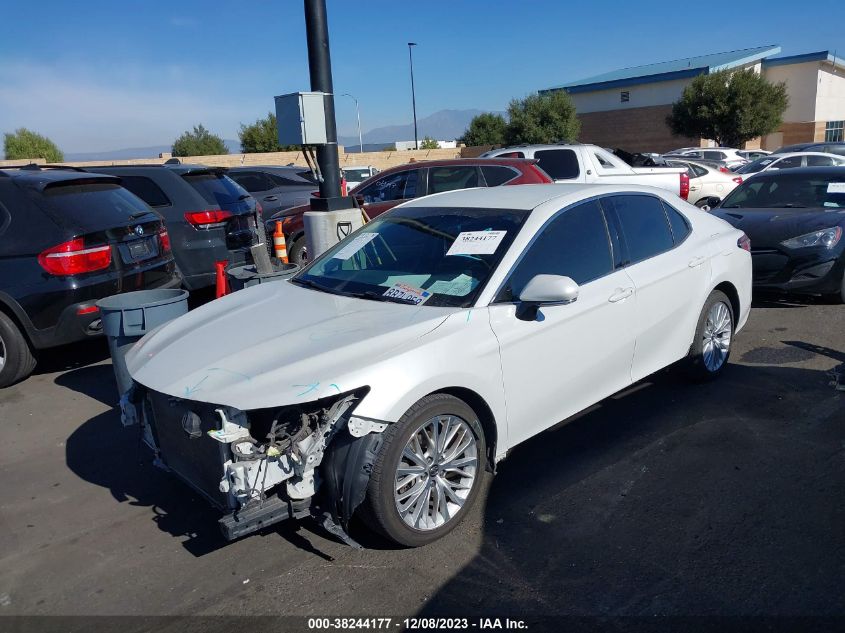 2018 TOYOTA CAMRY XLE - 4T1B11HK5JU019473