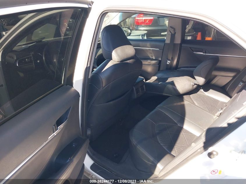 2018 TOYOTA CAMRY XLE - 4T1B11HK5JU019473