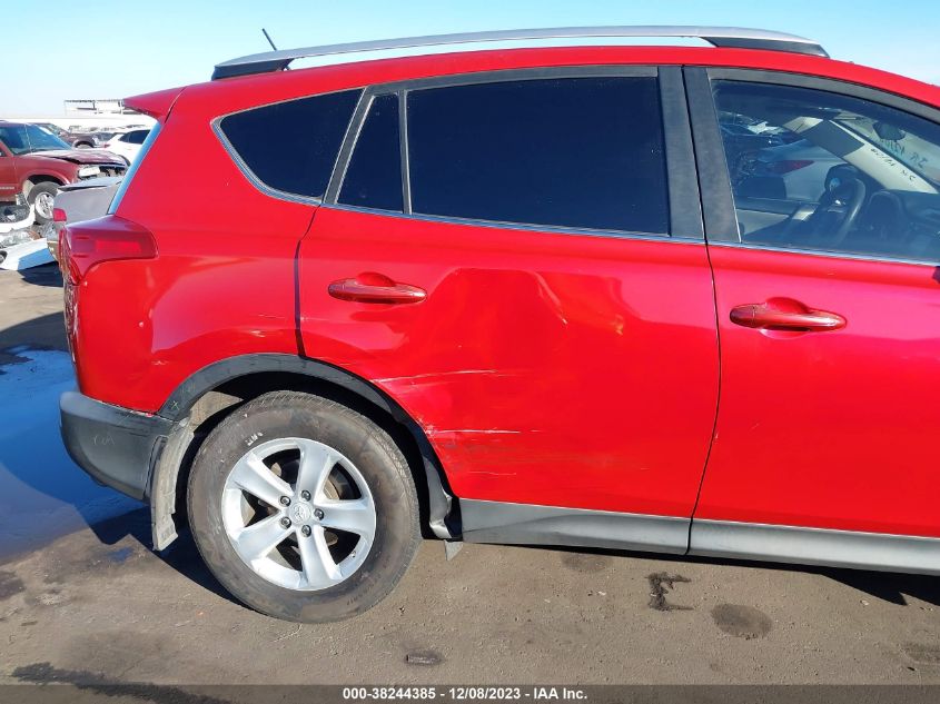 2014 TOYOTA RAV4 XLE - JTMWFREV5ED036963
