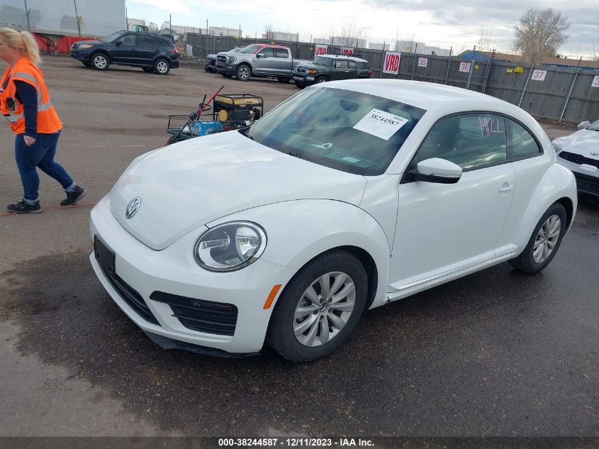 3VWFD7AT2KM711597 Volkswagen Beetle 2.0T FINAL EDITION SE/2.0T FINAL EDITION SEL/2.0T S 2