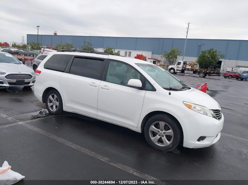 2014 TOYOTA SIENNA LE V6 8 PASSENGER - 5TDKK3DC3ES451095