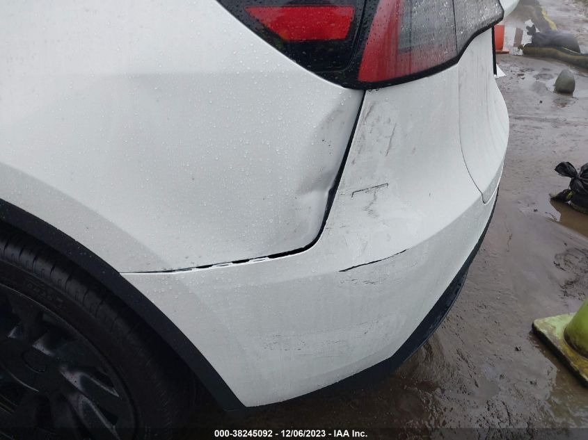 2023 TESLA MODEL Y - 7SAYGDEE0PF921580