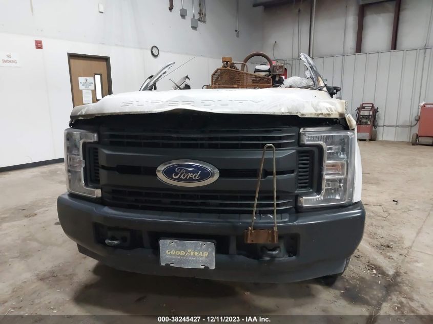 2017 FORD F-250 XL - 1FTBF2A66HEB70173