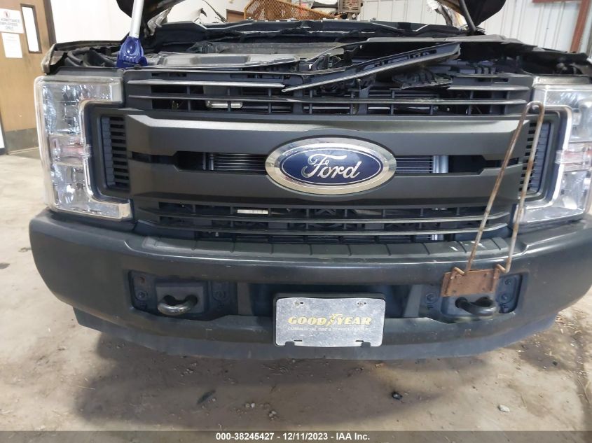 2017 FORD F-250 XL - 1FTBF2A66HEB70173