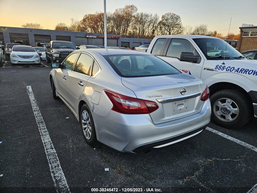VIN 1N4AL3APXJC261876 2018 NISSAN ALTIMA