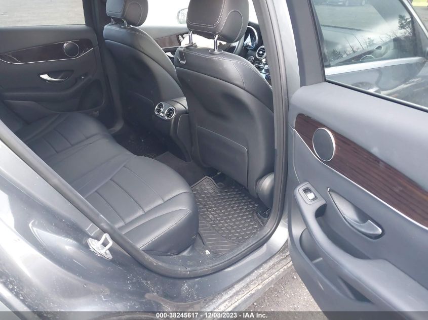 2018 MERCEDES-BENZ GLC WDC0G4KB9JV013944