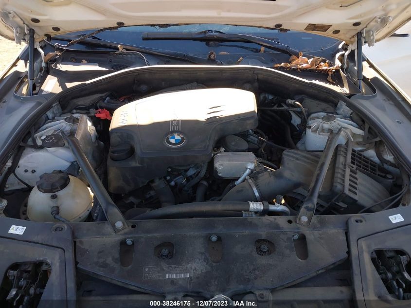 2013 BMW 528I XDRIVE WBAXH5C57DDW15104