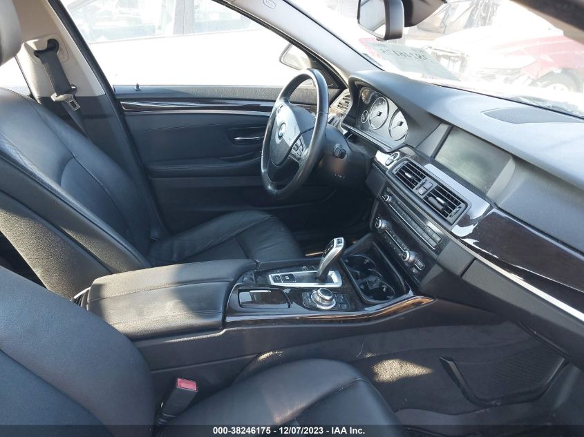 2013 BMW 528I XDRIVE WBAXH5C57DDW15104