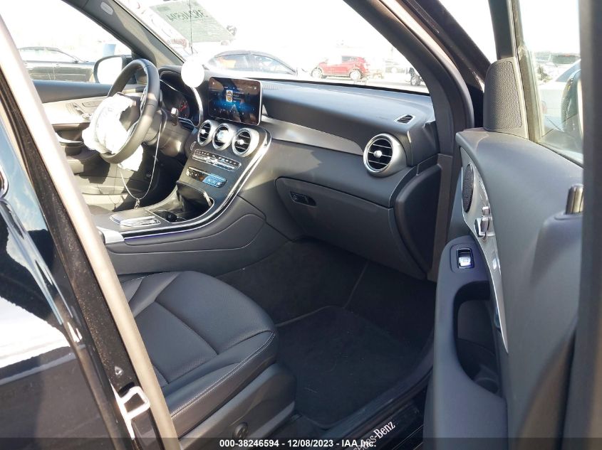 2022 MERCEDES-BENZ GLC 300 SUV - W1N0G8EB8NV353240