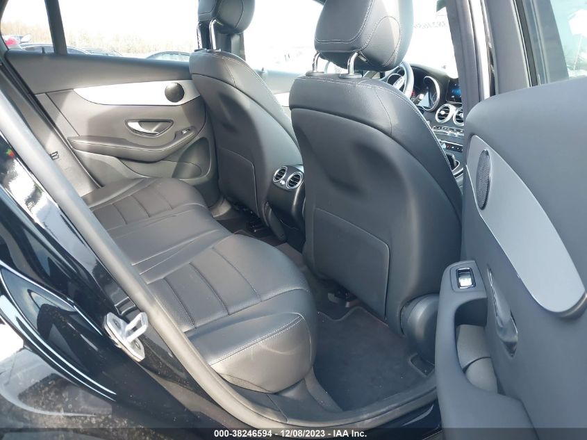 2022 MERCEDES-BENZ GLC 300 SUV - W1N0G8EB8NV353240
