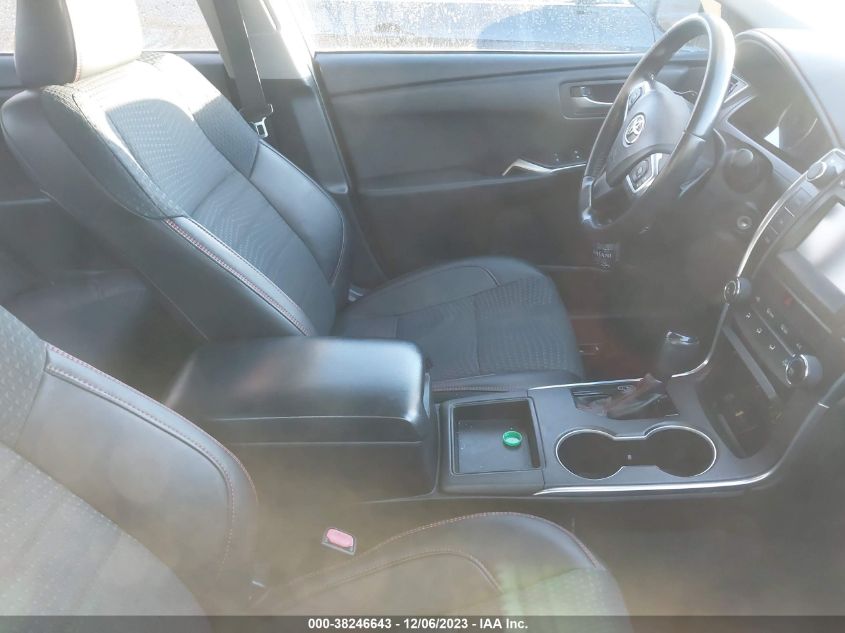 2015 TOYOTA CAMRY SE - 4T1BF1FK5FU090927