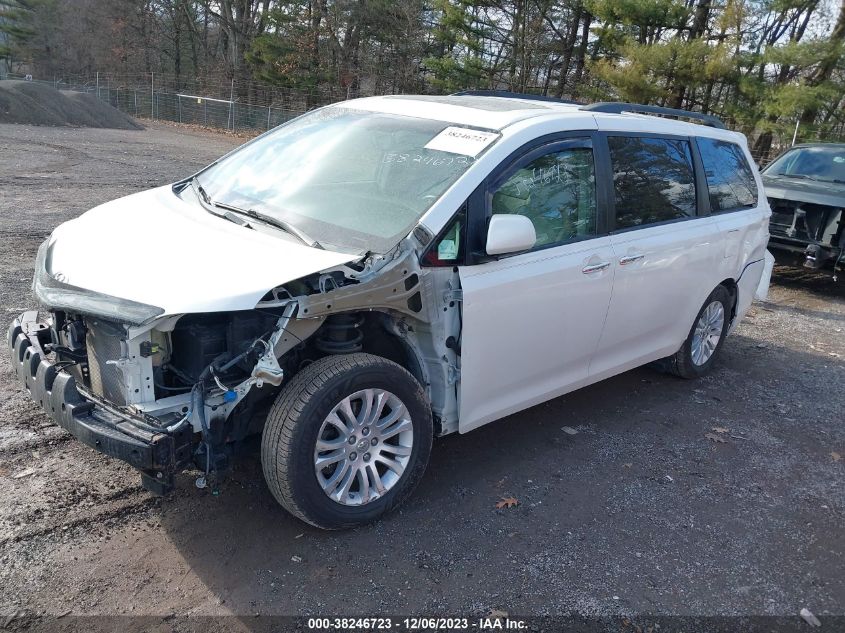 5TDYK3DCXFS593567 2015 TOYOTA SIENNA, photo no. 2