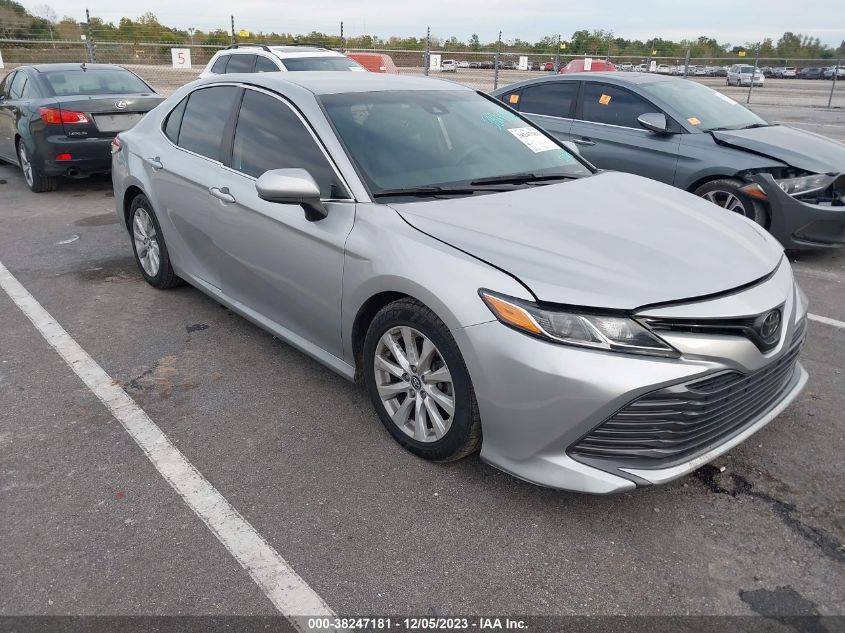 2019 TOYOTA CAMRY LE - 4T1B11HK1KU720237