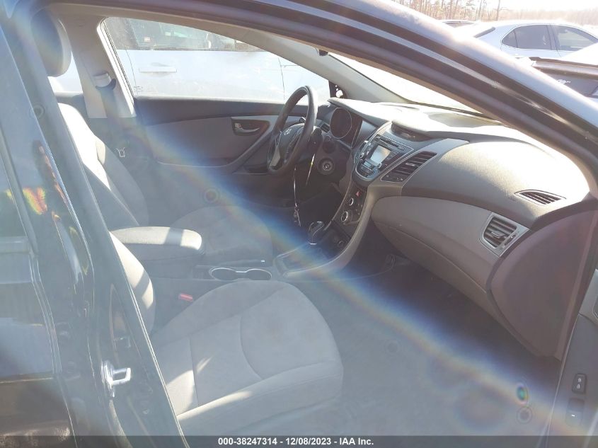 2016 HYUNDAI ELANTRA SE - KMHDH4AE4GU628413